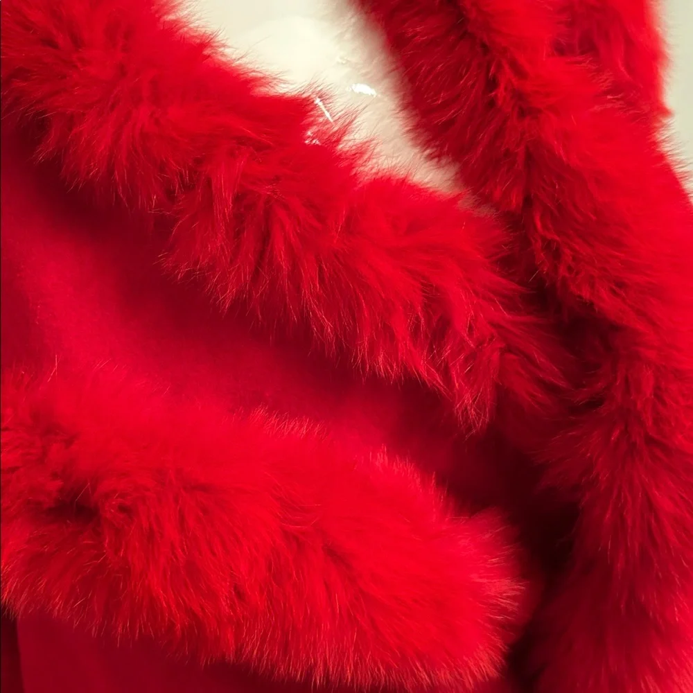Taylor Vibrant Red Cape with Faux Fur Trim - Picture 5 of 5